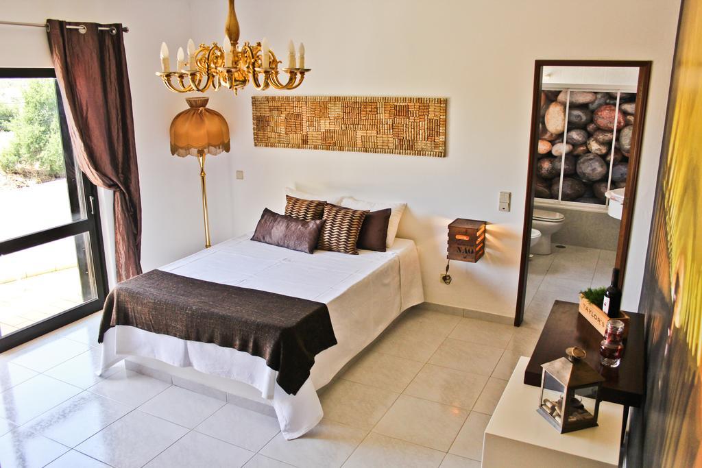 Suite Thing Hostel Lagos Room photo